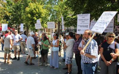 Pentsiodunek borroka utzi ez dutela gogoratu zuten atzo