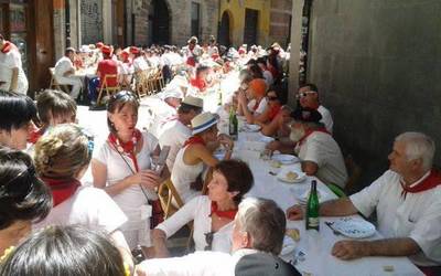 Euskal giroa Zaldiko Maldiko ostatuan baita sanferminetan ere