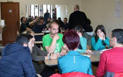 Auzolanari buruzko herri galdeketa 21ean