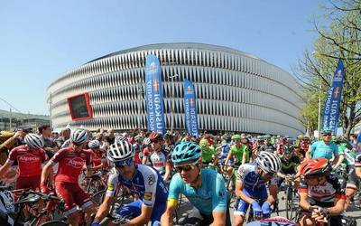 La Vuelta lasterketaren 13. etapa San Mames zelai barrutik irtengo da