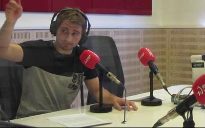'Goenkale' telesaileko zuhaitz genealogikoari buruz jardun da Jon Garate Euskadi Irratian