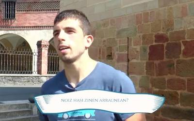 Jon Etxaniz Tapa pala bideo sortako laugarren saioan