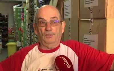Panpinak eta taila txikiko gizonezkoen prakak eskatu dituzte Saharako bidalketarako