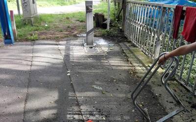Apurketak bizikletak garbitzeko-gunean