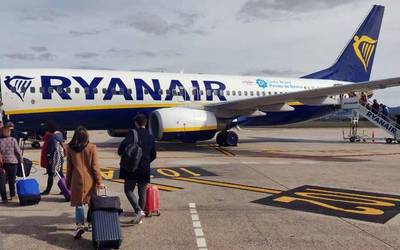 Ryanair-eko langileen grebak Forondako 30 hegaldi inguruan izan dezake eragina