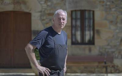 [BIDEOA]: "Jende gehiago hartuko bagenu, Etxebarri beste gauza bat izango litzateke"