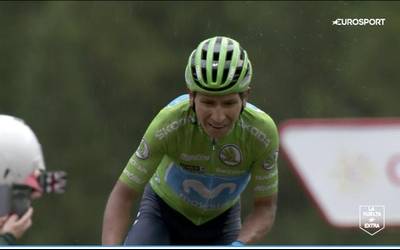 Podgacar-ek 'hemen nago' esan dio munduari, eta Quintana lider jarri da; Roglicek aurrerapausoa eman du, Vuelta irabazteko
