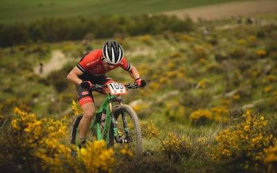 Javier Seinek Euskal Herriko BTT maratoi txapelketa irabazi du