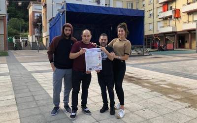 Auzolana bultzatuz, jaiak berreskuratuko dituzte