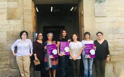 Larunbatean irekiko dute Sorginenea etxe feminista