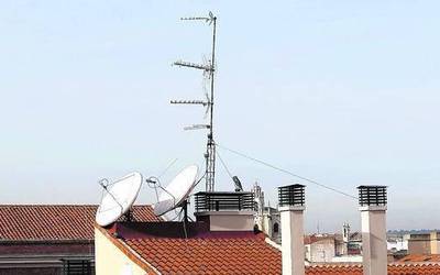13.000 eraikinek telebista antenak egokitu beharko dituzte, 5G teknologiaren iritsieraren ondorioz