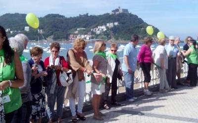 Alzheimerraren inguruan informazioa jasotzeko aukera izango da bihar Afagi elkartearen eskutik