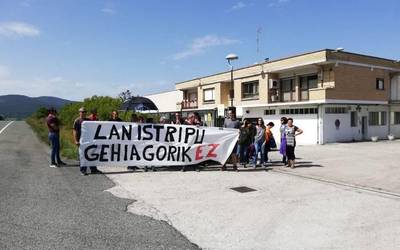Viscofaneko langileek Kasedako lan-heriotza salatu dute