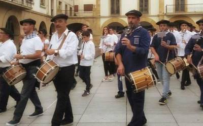 Zornotzako Txistu Egunak Euskal Herriko zazpi talde batuko ditu zapatuan