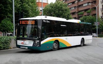 Villavesan ospitaleraino emakume haurdun bat eramateko
