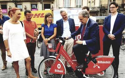 Lapurtutako bizikletak berreskuratzeko erregistroa aurkeztu du Bilboko Udalak