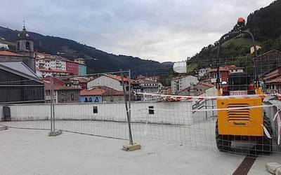 Hasi dituzte kiroldegiko obrak