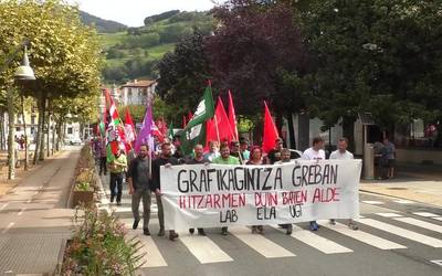 “Grafikagintza greban hitzarmen duin baten alde” lelopean, manifestazioa