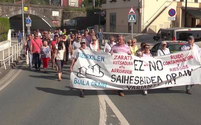 Saihesbidearen aldeko manifestazioa egin dute Zizurkilen