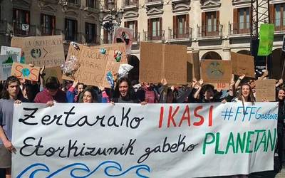 Kontzentrazioa deitu dute ostiralerako, klimaren aldeko grebaren barruan