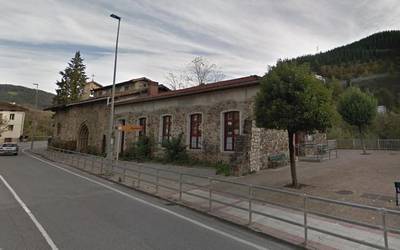 Musakolako erretiratuen egoitzan sartu dira lapurrak