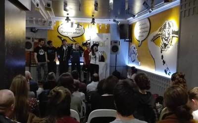 Irati Majuelok eta Alazne Untxalok irabazi dute 2019ko Bertsokabi Sariketa
