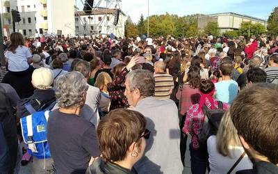 Gure eskualdetik ere hainbat txirrindularik parte hartu dute Altsasuko gazteak aske uztea eskatzeko bizikleta martxan