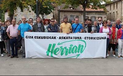 Presoen senideei laguntzeko 'Batu elkartasunera' eguna antolatu dute Otxandion zapaturako