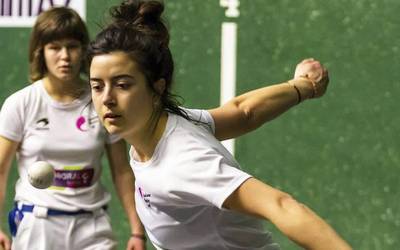 Naroa Elizaldek Lau eta erdiko Master Cup txapelkerako finalerdietarako txartela lortu du