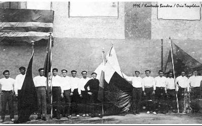 Irudietan: Banderen bedeinkazioa 1916tik gaur arte