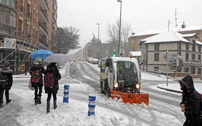 Neguko ostatu-zerbitzua prest dago meteorologiako muturreko egoeratarako