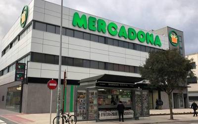 Mercadona "jokabide antisindikalagatik" kondenatu dute