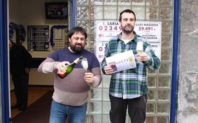 Espainiako Loteriako lehenengo sariak 4 milioi inguru utzi ditu Abadiñon