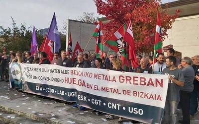 Aurre-akordioa lortu ostean, metalgintzako grebak bertan behera utziko dituzte langileek eta sindikatuek