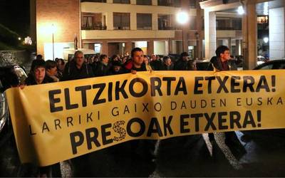 'Eltzikorta' eta gainerako preso gaixoak etxeratzeko eskatu dute Antzuolan