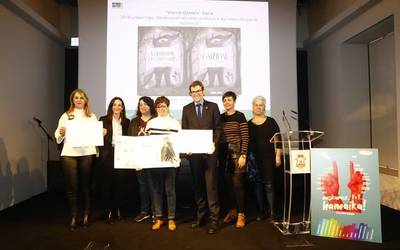 Joana Pocheluk eta Aiora Jakak irabazi dute "Vitoria-Gasteiz" itzulpen saria
