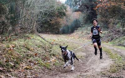 Espainiako mushing txapelketan hartu dute parte Zumaiako kirolariek