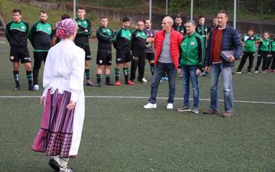 Omenaldi hunkigarria Joxe Mari Gomezi