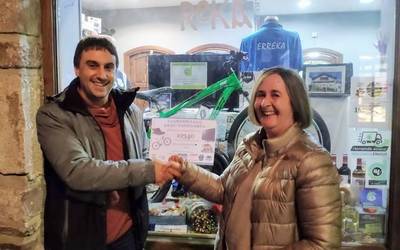 Doneztebeko Erreka Kirol Elkartearen saskia Espe Prieto Irazoki beratarrarentzat