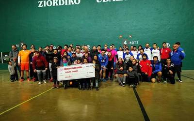 11.838 euro Zuriñerendako Ziordian