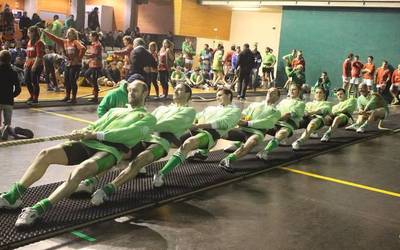 Euskal Herriko zortzinakako sokatira txapelketan 680 kiloko txapela jantzi du Beti Gaztek
