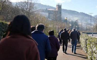Hariz hari, sorgindu hadi! ibilbidea egin dute lehenengoz Seguran