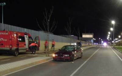 16 urteko gazte bat larri zauritu da Sarrigurengo oinezkoen pasabide batean auto batek harrapatuta