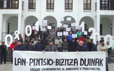 Pentsiodunek greba orokorrarekin bat egin dute
