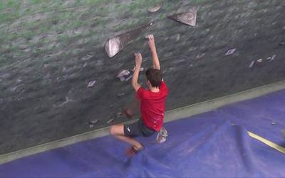 'Harmailatik' kronika: Eskolarteko boulder ligaxka