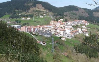 Elgetako saltoki gehienetako langileek greba egingo dute bihar, eta enpresa askotan argitzeko dago oraindik