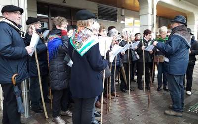 Kantu kalejira egingo du Beheko Plaza abesbatzak bihar, Santa Ageda egun bezperan