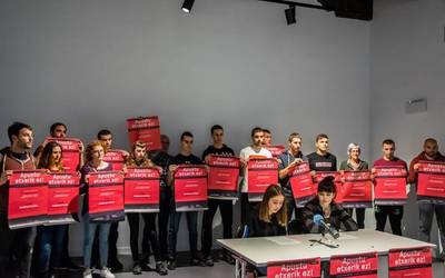 Apustu etxeen aurka mobilizatzera deitu du Iruñerriko Apustu Etxeen Kontrako Plataformak
