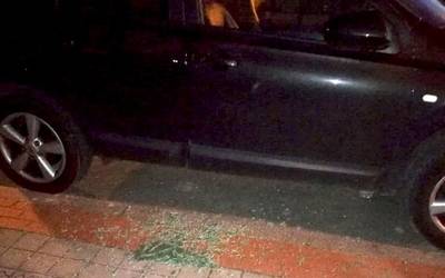 10 autoren kristalak apurtu dituzte bart Amurrion eta Urduñan