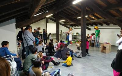 Euskararen erabilera bultzatzeko, 'Euskara Familian' tailerrak egin dira